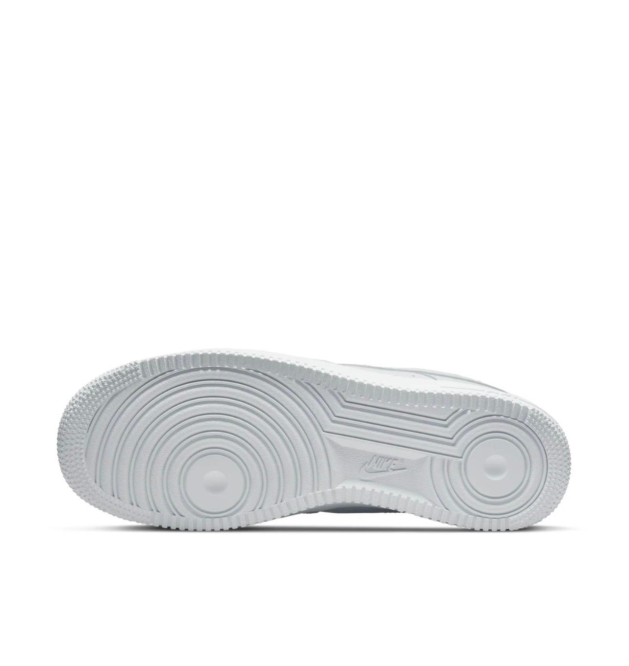 Nike Air Force 1 Low (Triple White)