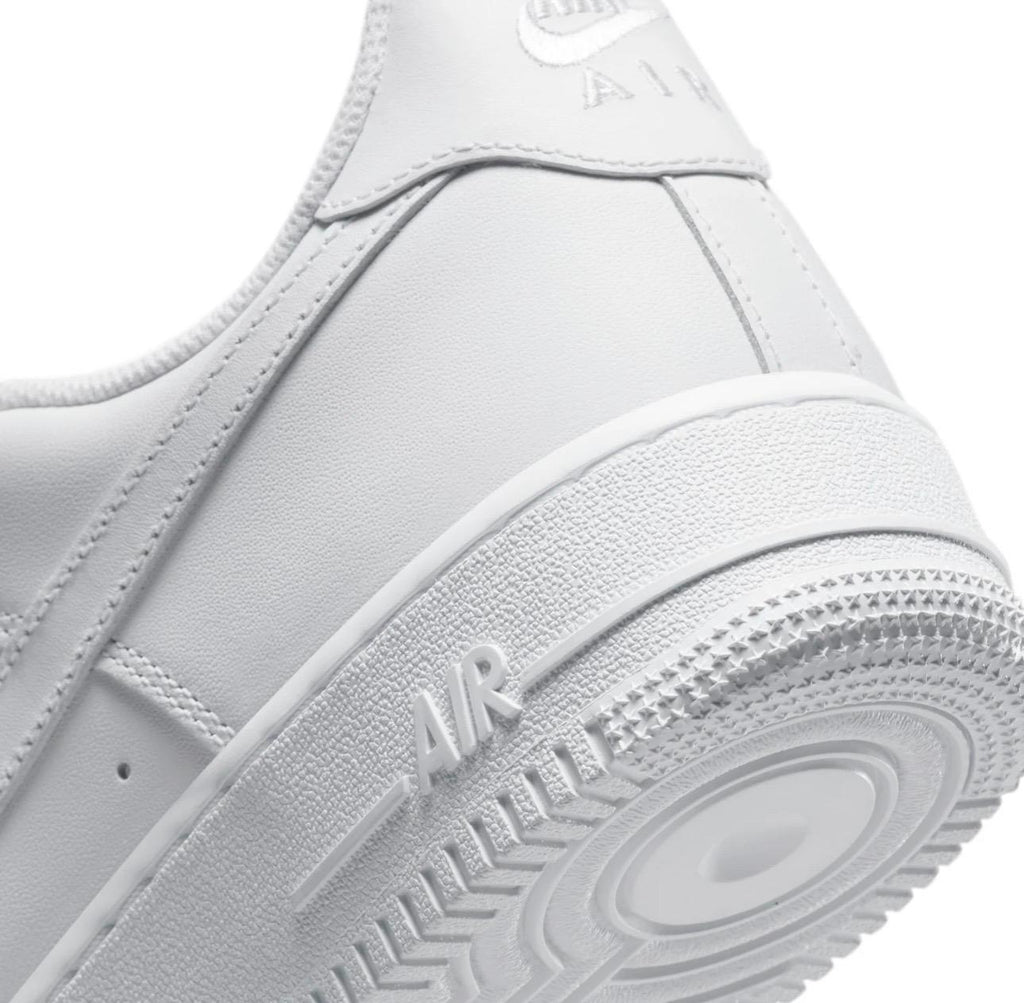 Nike Air Force 1 Low (Triple White)