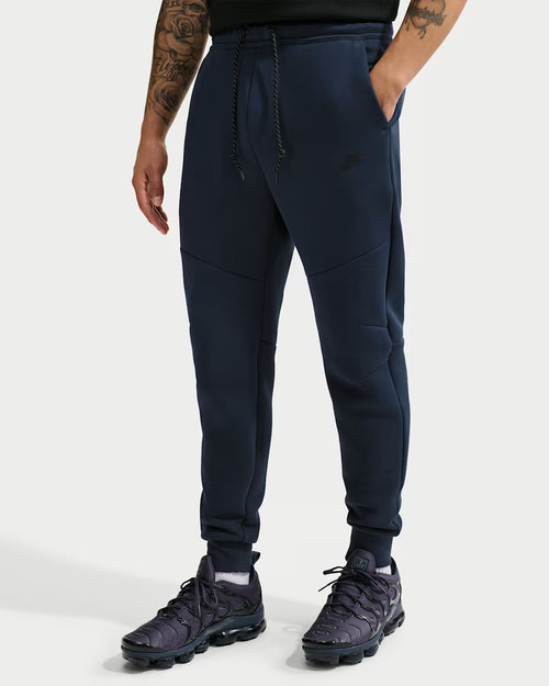 Nike Tech