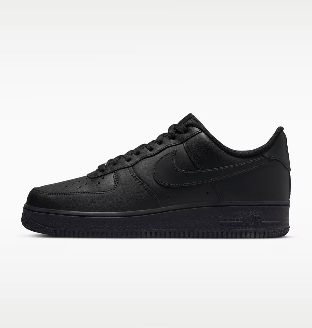 Nike Air Force 1 Triple Black
