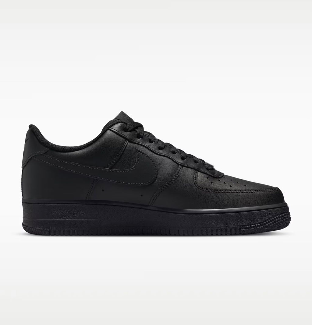 Nike Air Force 1 Triple Black