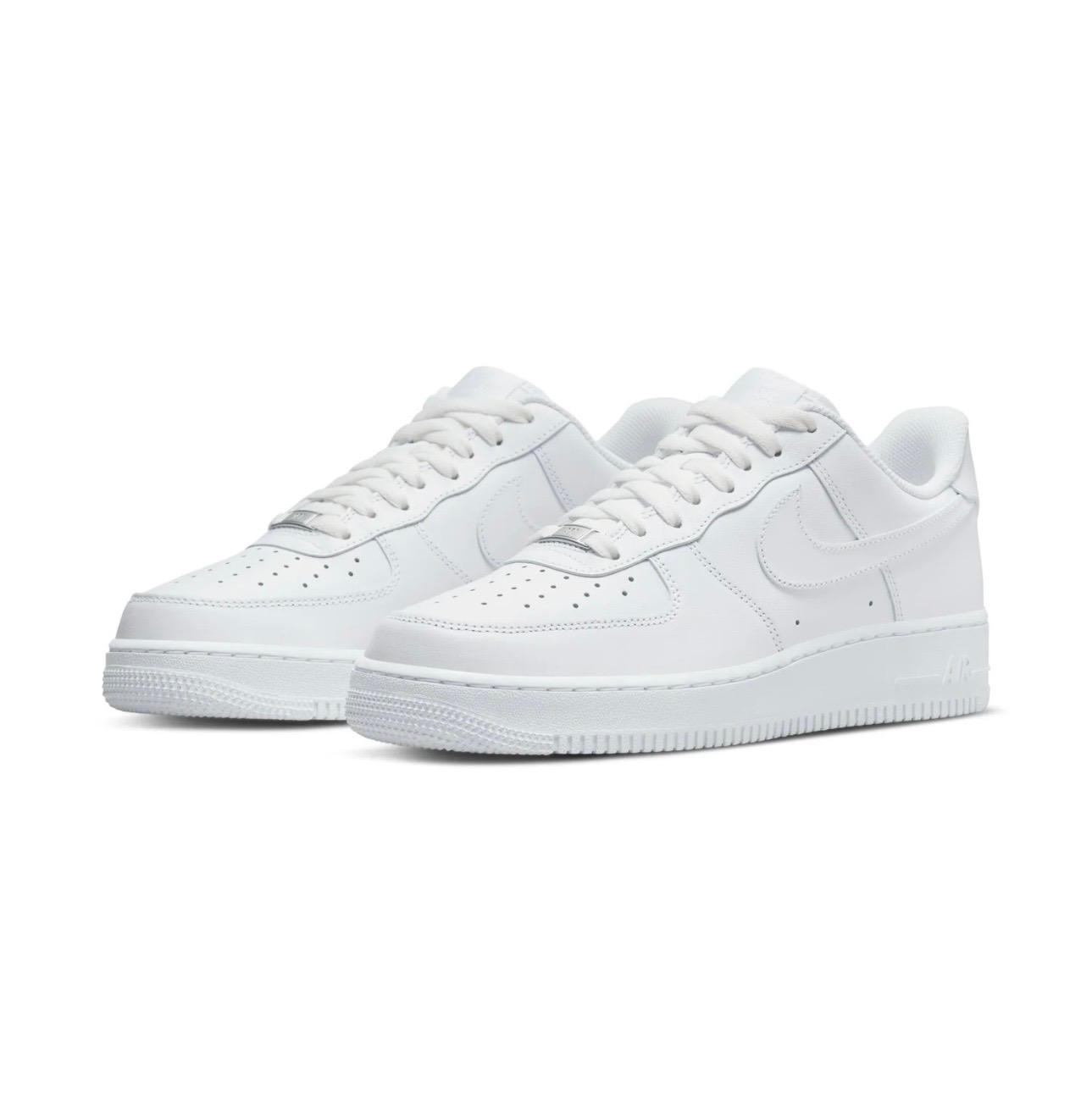Nike Air Force 1 Low (Triple White)